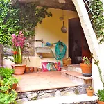 Rossociliegia Bed & Breakfast Colletta