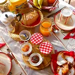 Rossociliegia Bed & Breakfast 3*