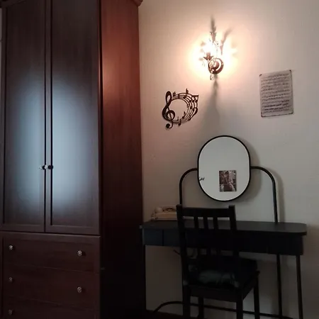 Alojamento de Acomodação e Pequeno-almoço Rossociliegia 3*